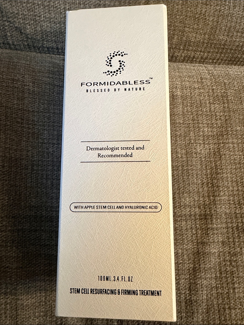 Stem Cell Resurfacing & Firming Treatment — With apple stem cell and hylauronic - Picture 1 of 5